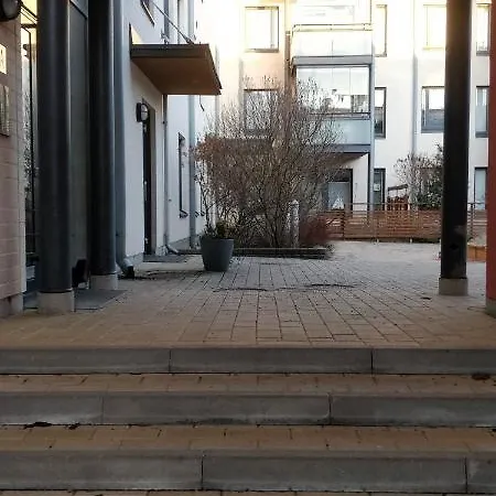 Kotimaailma Helsinki-pomeranssikuja 4 Apartman Helsinki